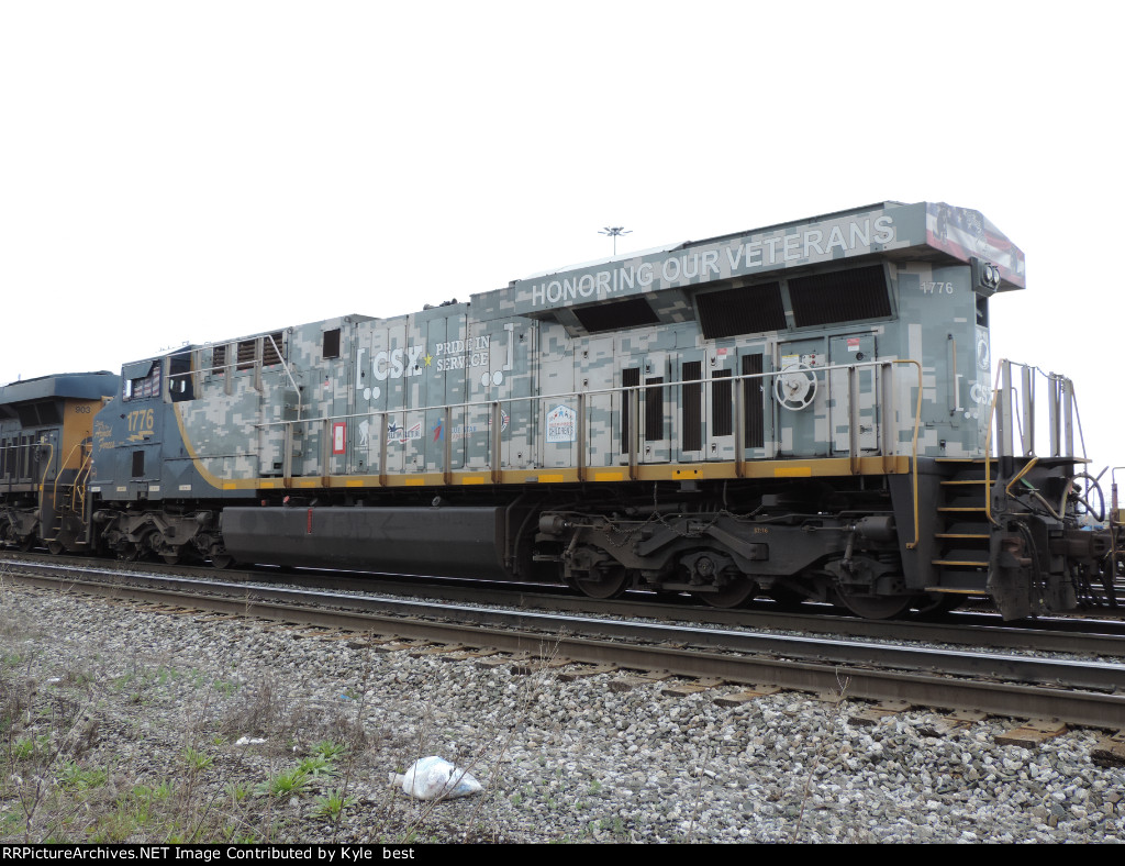 CSX 1776 back end 